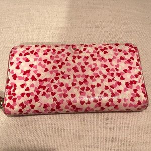 Kate Spade heart wallet